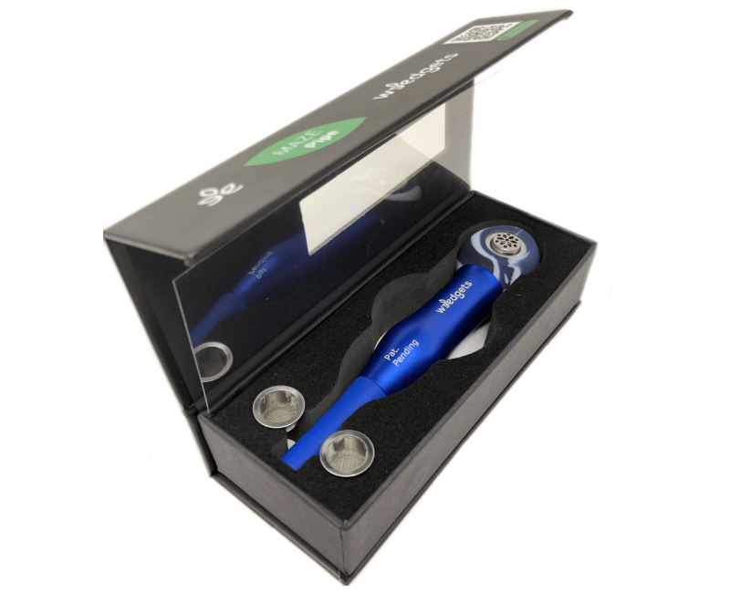 Blue-The-MAZE-Pipe-002