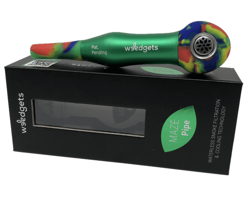 Rainbow-The-MAZE-Pipe-001